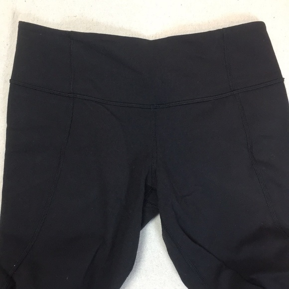 Lululemon Gather and Crow Crop w Tote 6 - Picture 4 of 8